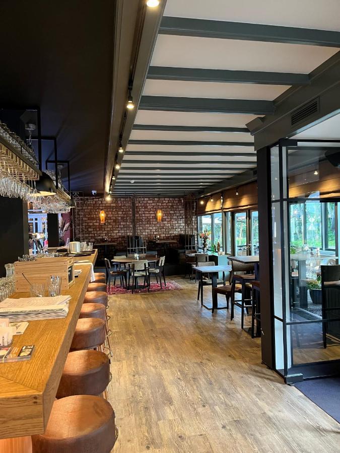 Hotel De Oude Molen フロースベーク エクステリア 写真